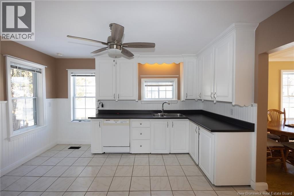 69 Watters Drive, Fredericton, New Brunswick E3A 3S9 - Photo 6 - NB131292