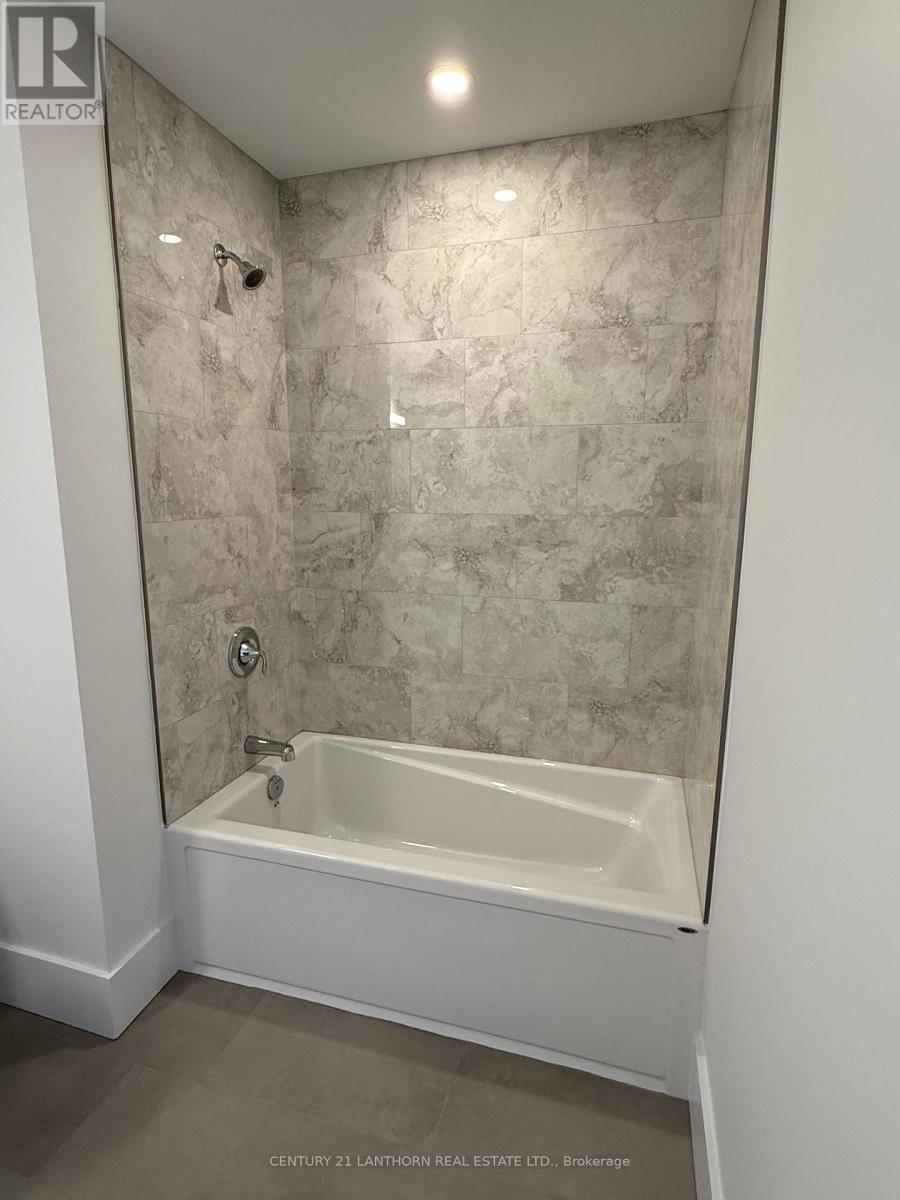 309 - 12 Clara Drive, Prince Edward County, Ontario  K0K 2T0 - Photo 16 - X12597076