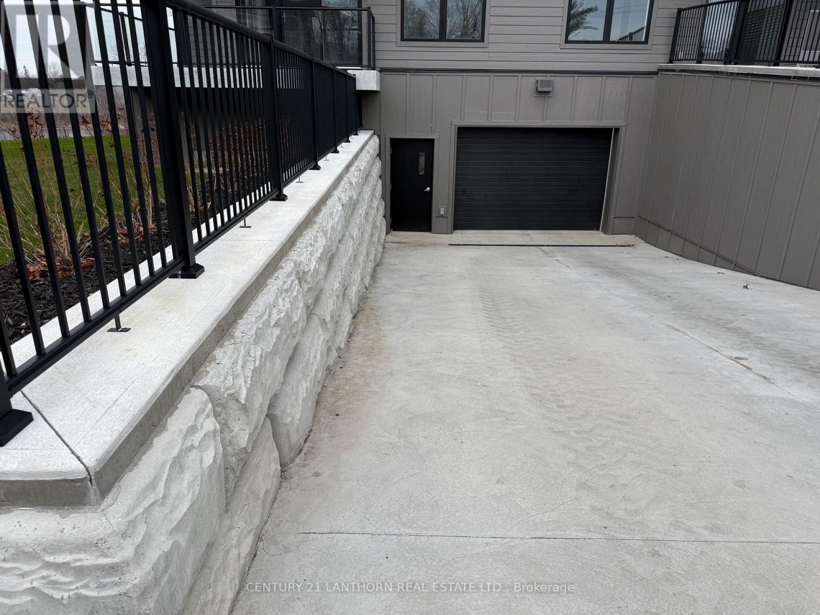 309 - 12 Clara Drive, Prince Edward County, Ontario  K0K 2T0 - Photo 25 - X12597076