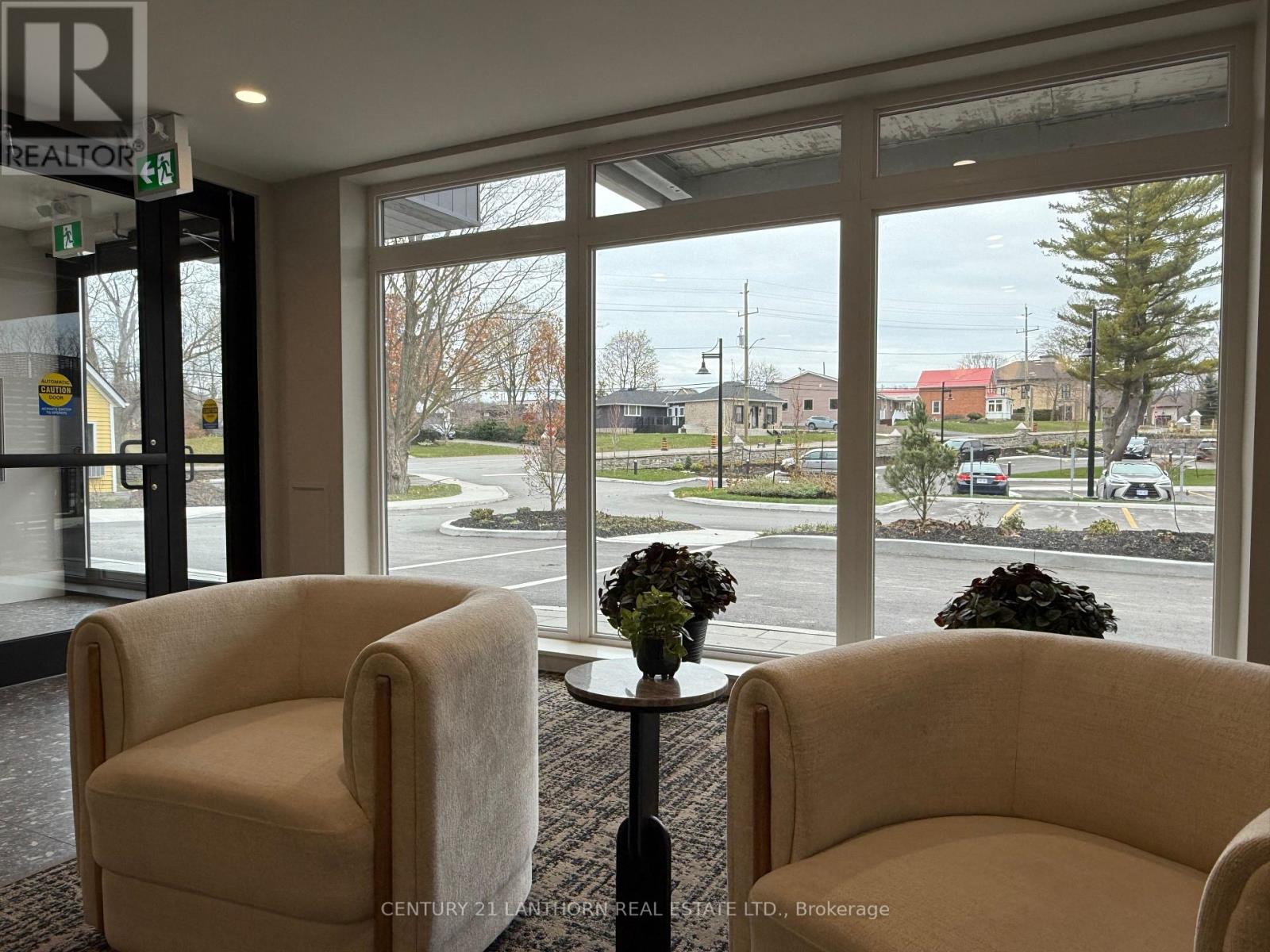 309 - 12 Clara Drive, Prince Edward County, Ontario  K0K 2T0 - Photo 6 - X12597076