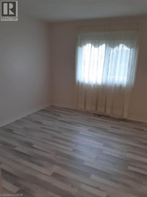 102 Munch Avenue, Cambridge, Ontario  N1R 6H8 - Photo 9 - 40793884