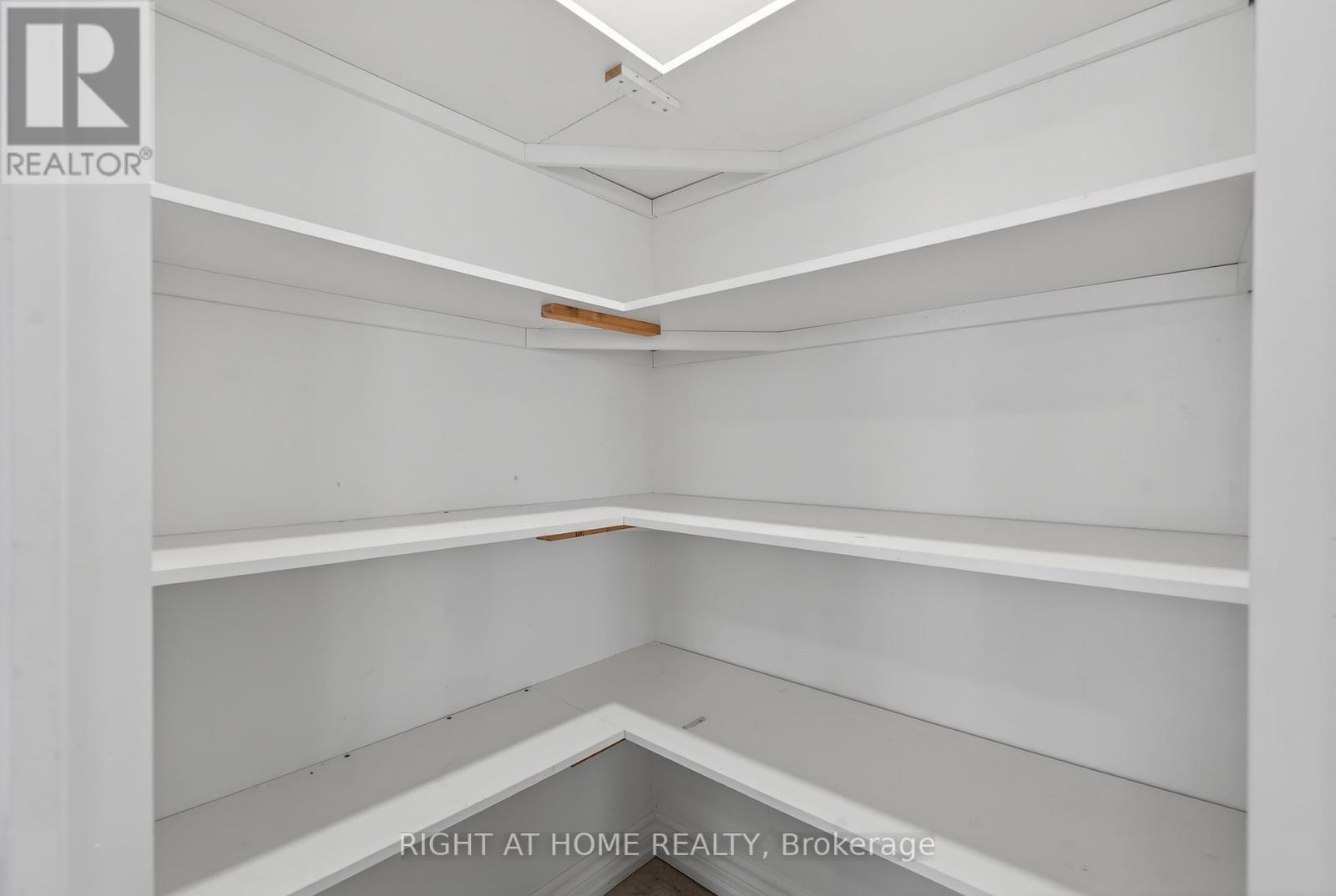 73 Brennan Crescent, Loyalist, Ontario  K0H 2H0 - Photo 16 - X12637704