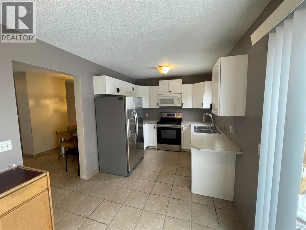 68 Abbeydale Villas Ne, Calgary, Alberta  T2A 7P6 - Photo 5 - A2274582