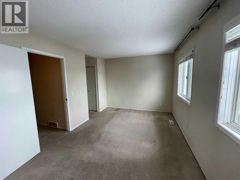 68 Abbeydale Villas Ne, Calgary, Alberta  T2A 7P6 - Photo 9 - A2274582