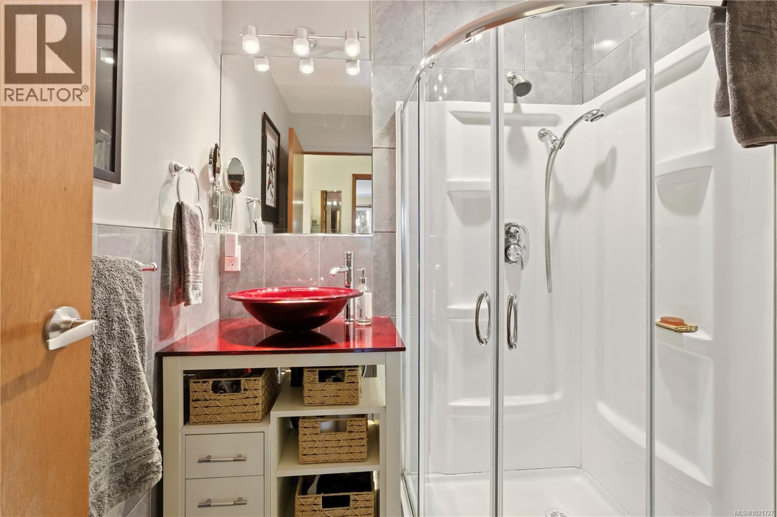 9644 Lakeshore Rd, Port Alberni, British Columbia  V9Y 8Z3 - Photo 16 - 1021727