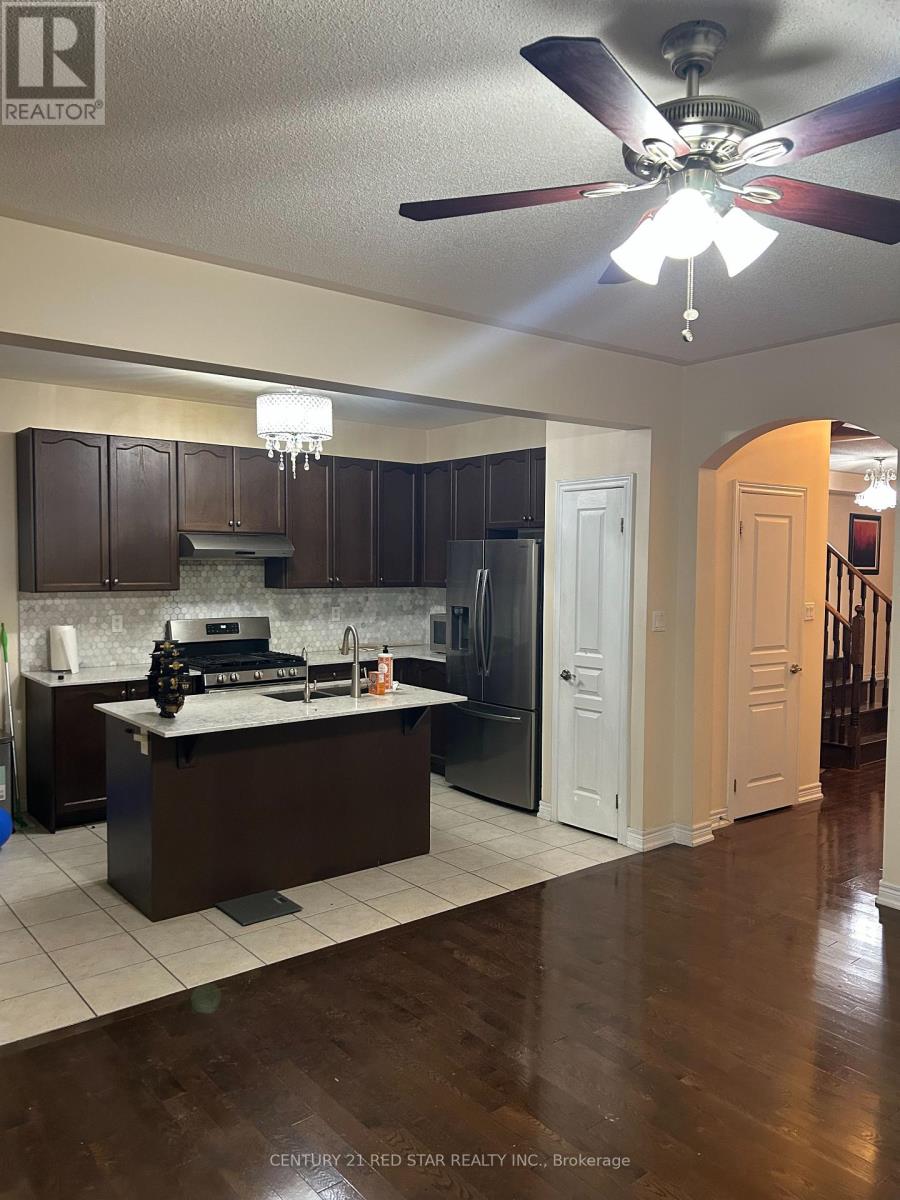 55 Chesterwood Crescent, Brampton, Ontario  L6Y 0Z4 - Photo 7 - W12637344