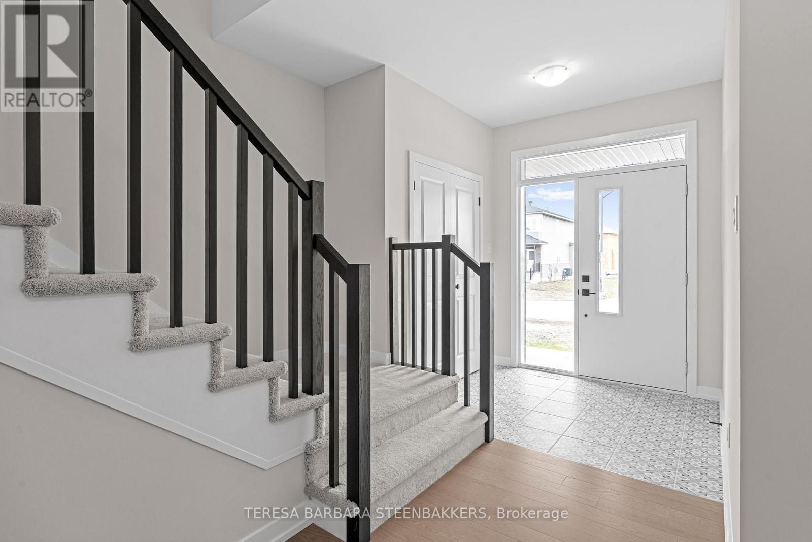 747 Kenny Gordon Avenue W, Ottawa, Ontario  K4M 0X9 - Photo 7 - X12637706