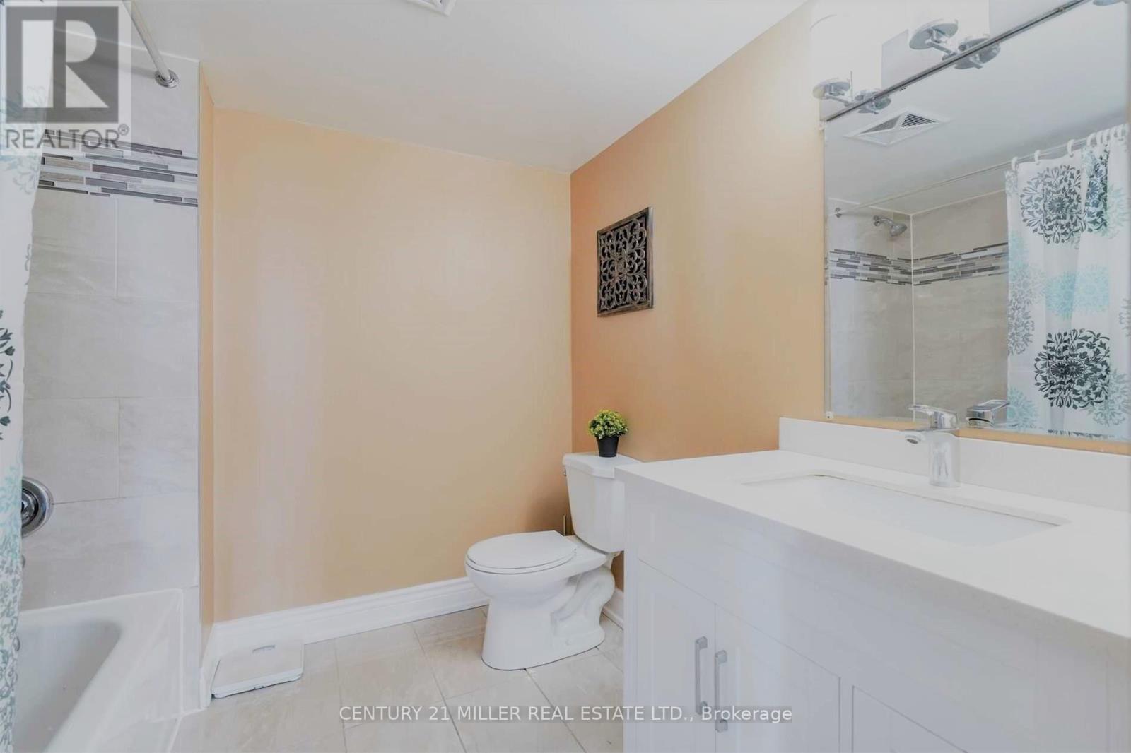 1802 - 25 Trailwood Drive, Mississauga (Hurontario), Ontario  L4Z 3K9 - Photo 12 - W12637710