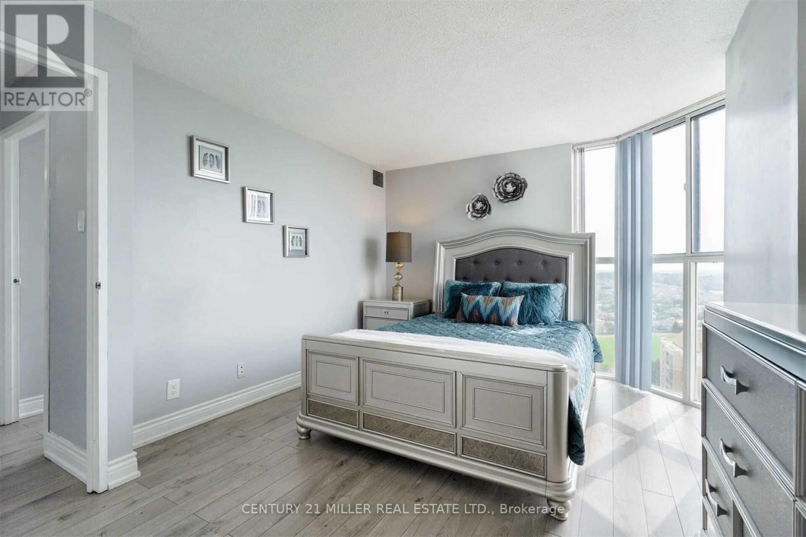 1802 - 25 Trailwood Drive, Mississauga (Hurontario), Ontario  L4Z 3K9 - Photo 13 - W12637710