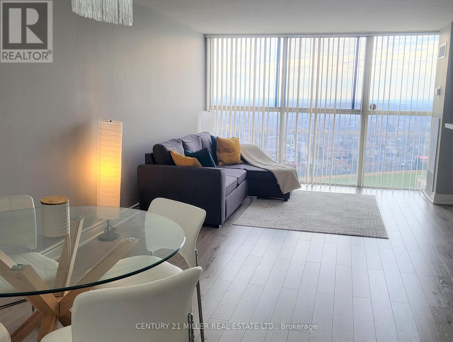 1802 - 25 Trailwood Drive, Mississauga (Hurontario), Ontario  L4Z 3K9 - Photo 2 - W12637710