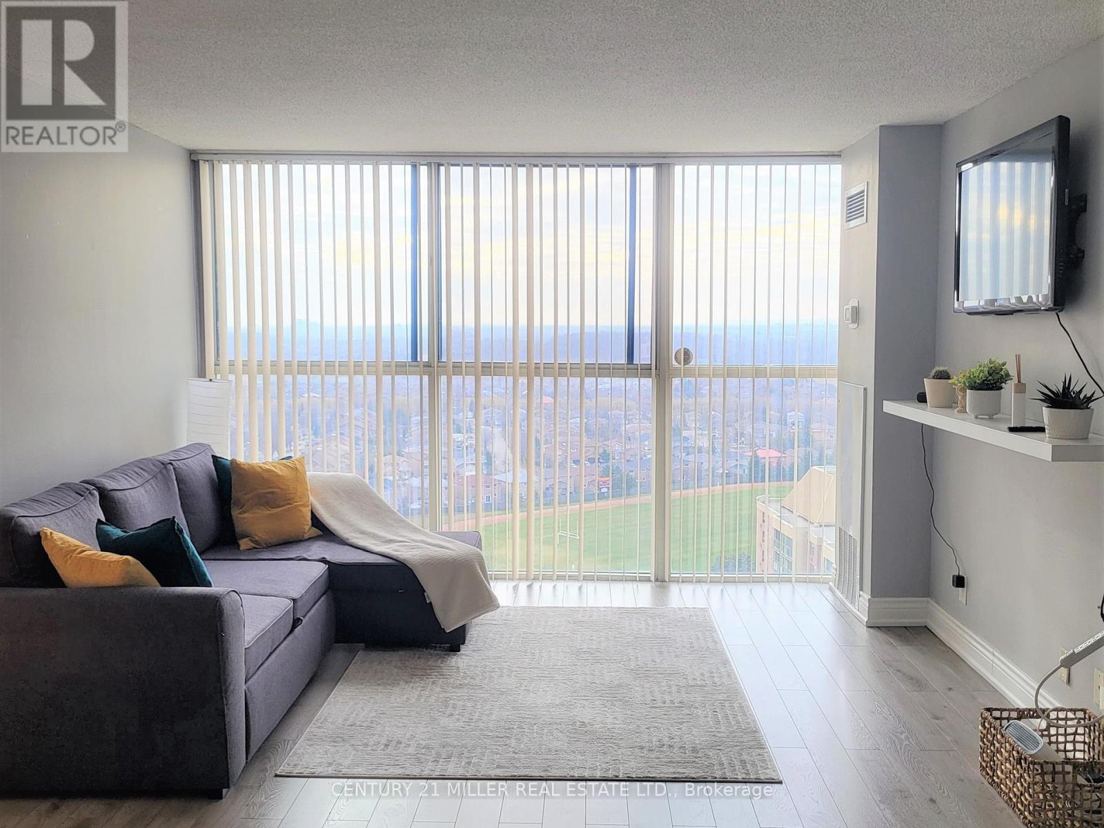 1802 - 25 Trailwood Drive, Mississauga (Hurontario), Ontario  L4Z 3K9 - Photo 3 - W12637710