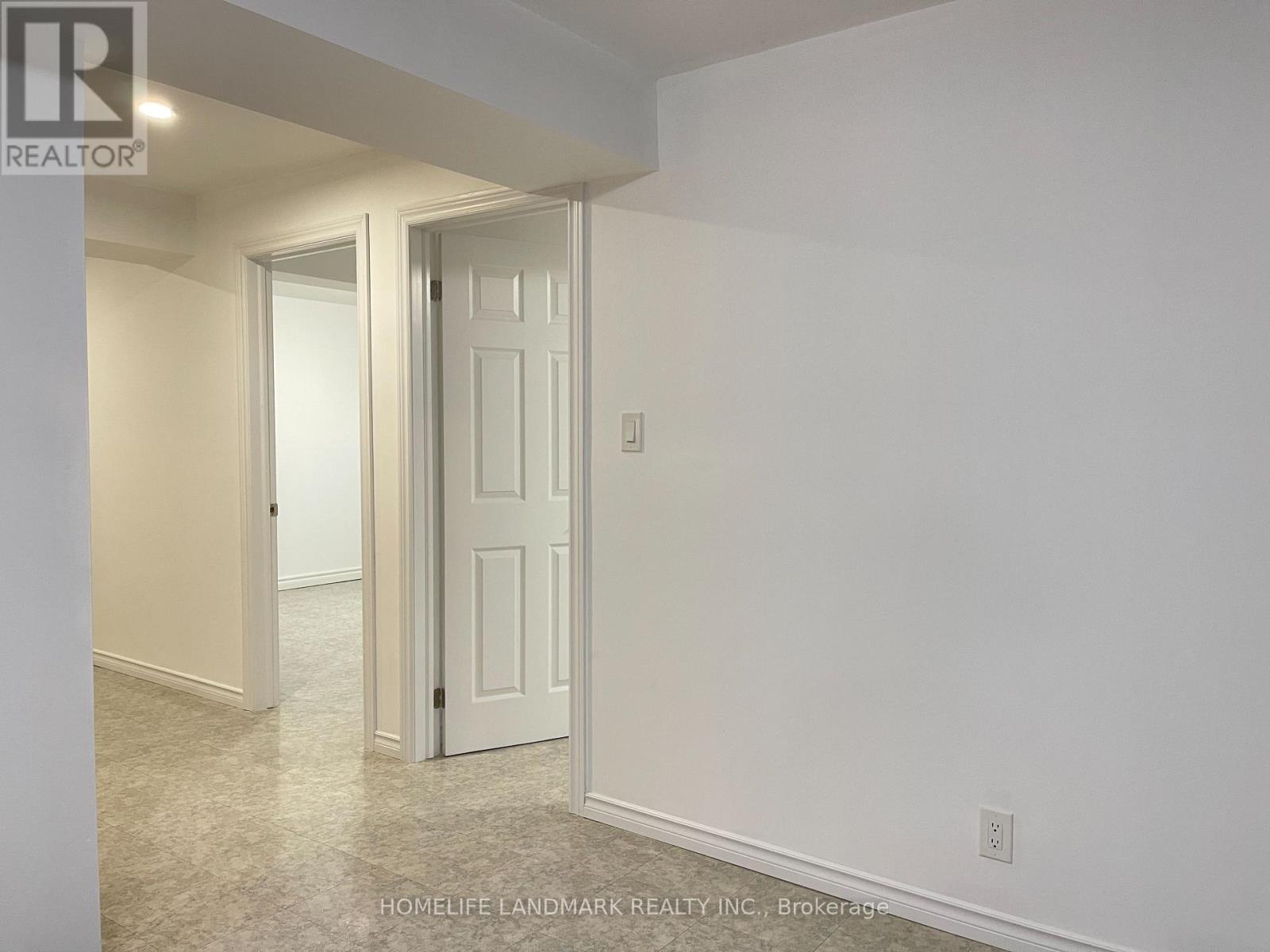 Lower & Main - 353 Darlington Court, Hamilton, Ontario  L9C 6Z2 - Photo 17 - X12637708