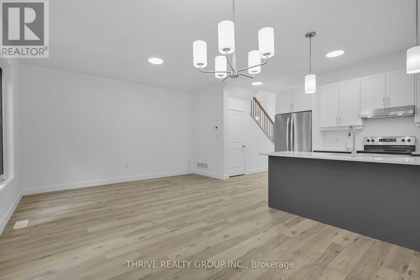 9 - 279 Hill Street, Central Elgin, Ontario  N5L 0C4 - Photo 13 - X12403703