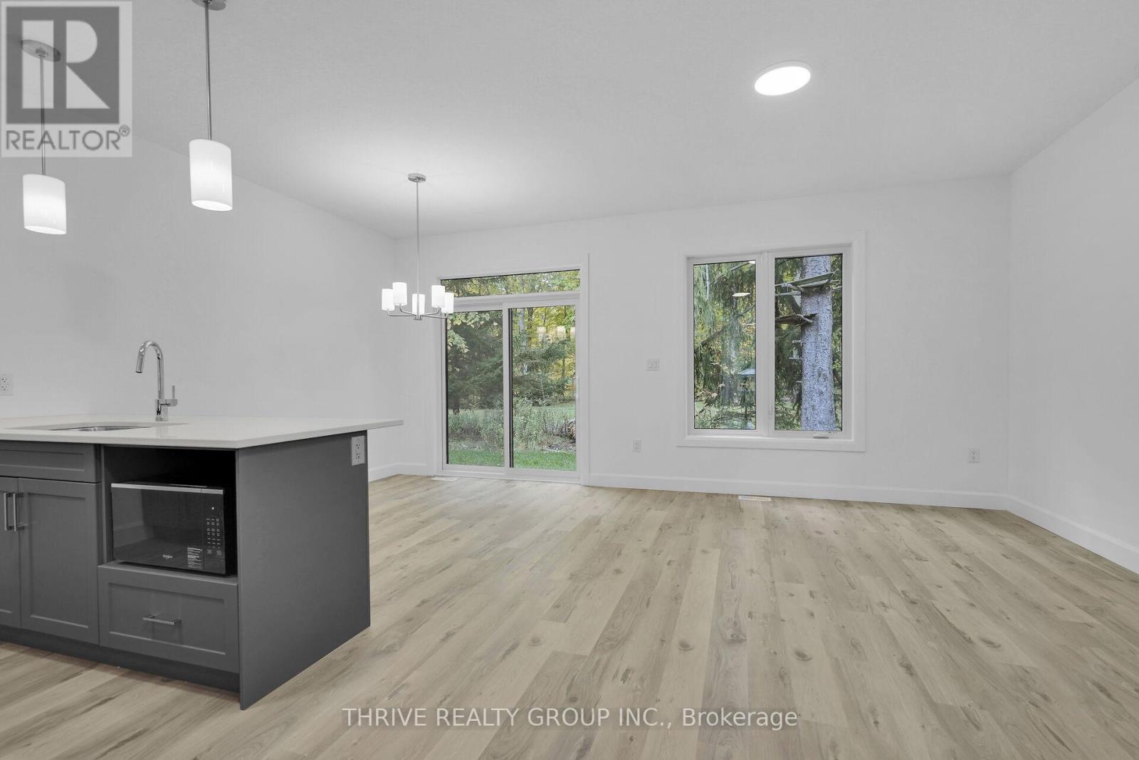 9 - 279 Hill Street, Central Elgin, Ontario  N5L 0C4 - Photo 8 - X12403703