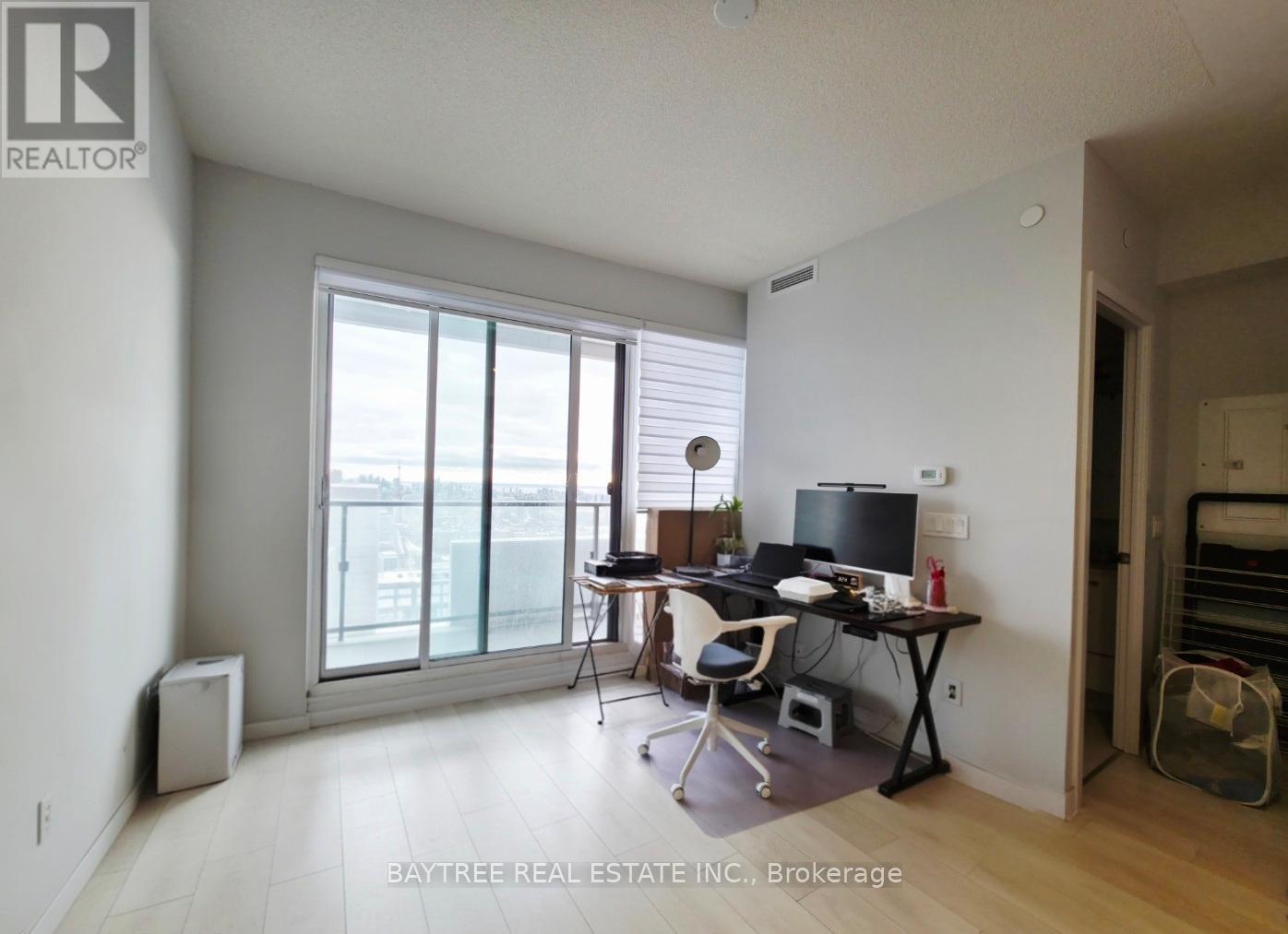 5007 - 2221 Yonge Street, Toronto (Mount Pleasant West), Ontario  M4S 2B4 - Photo 9 - C12637740