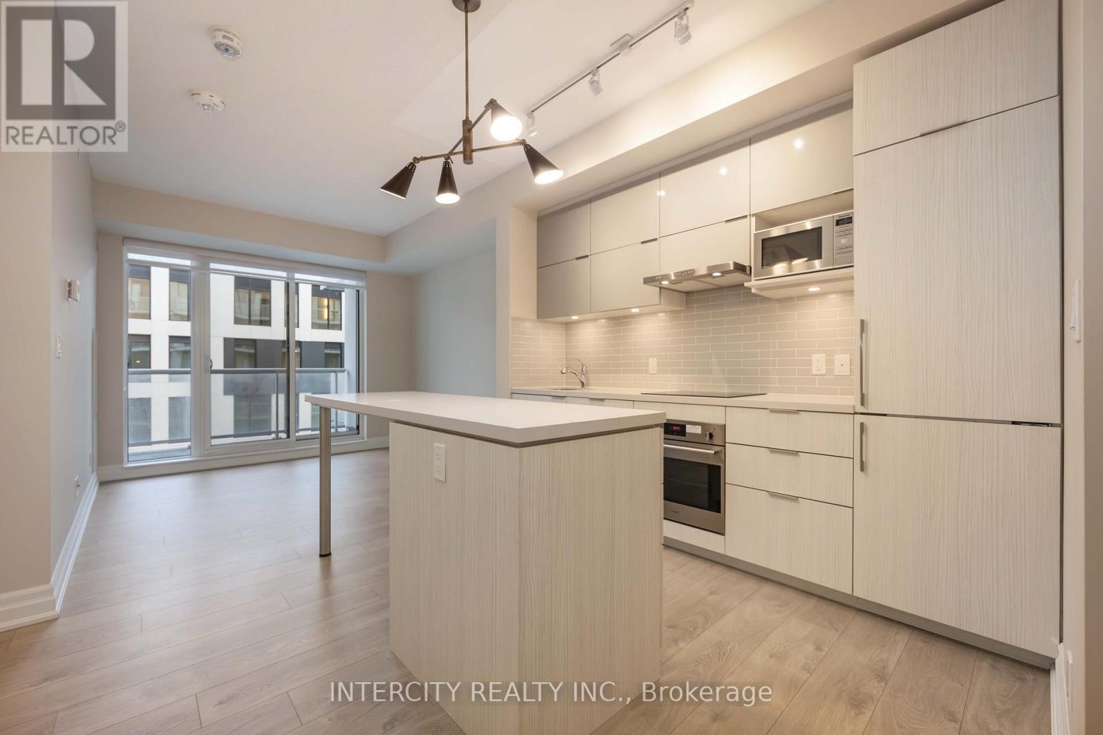 802 - 10 Rouge Valley Drive, Markham, Ontario  L6G 0G9 - Photo 6 - N12463199