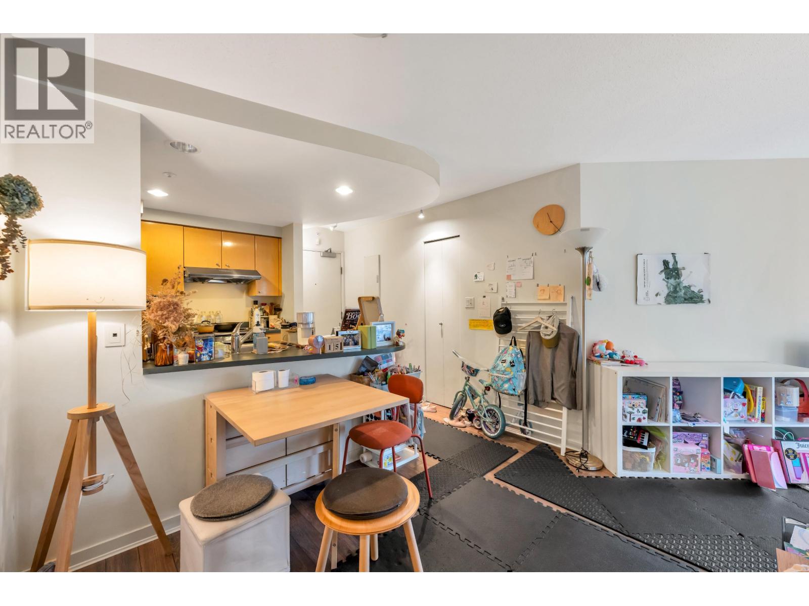 1001 1009 Expo Boulevard, Vancouver, British Columbia  V6Z 3A2 - Photo 15 - R3073115