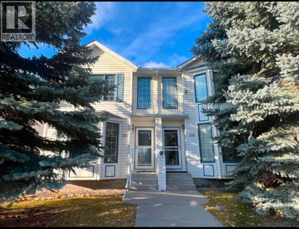 7212 Sierra Morena Boulevard Sw, Calgary, Alberta T3H 3G5 - Photo 1 - A2275192