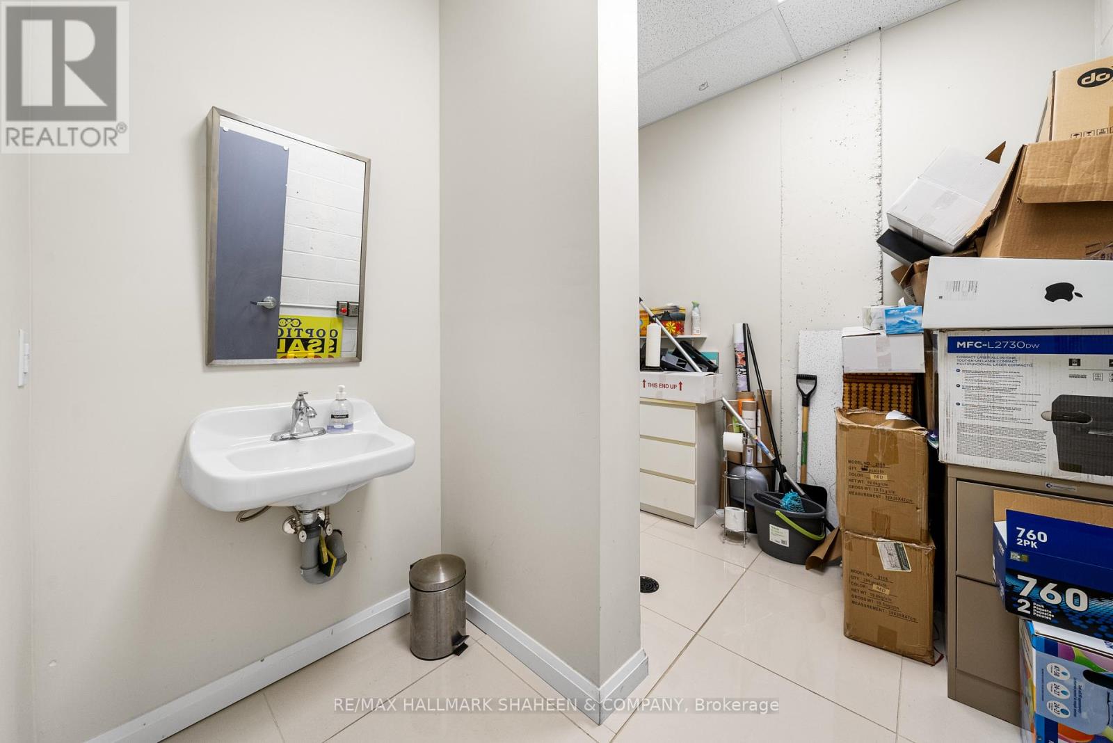 B10 - 9610 Yonge Street, Richmond Hill, Ontario  L4C 1V6 - Photo 10 - N12637748