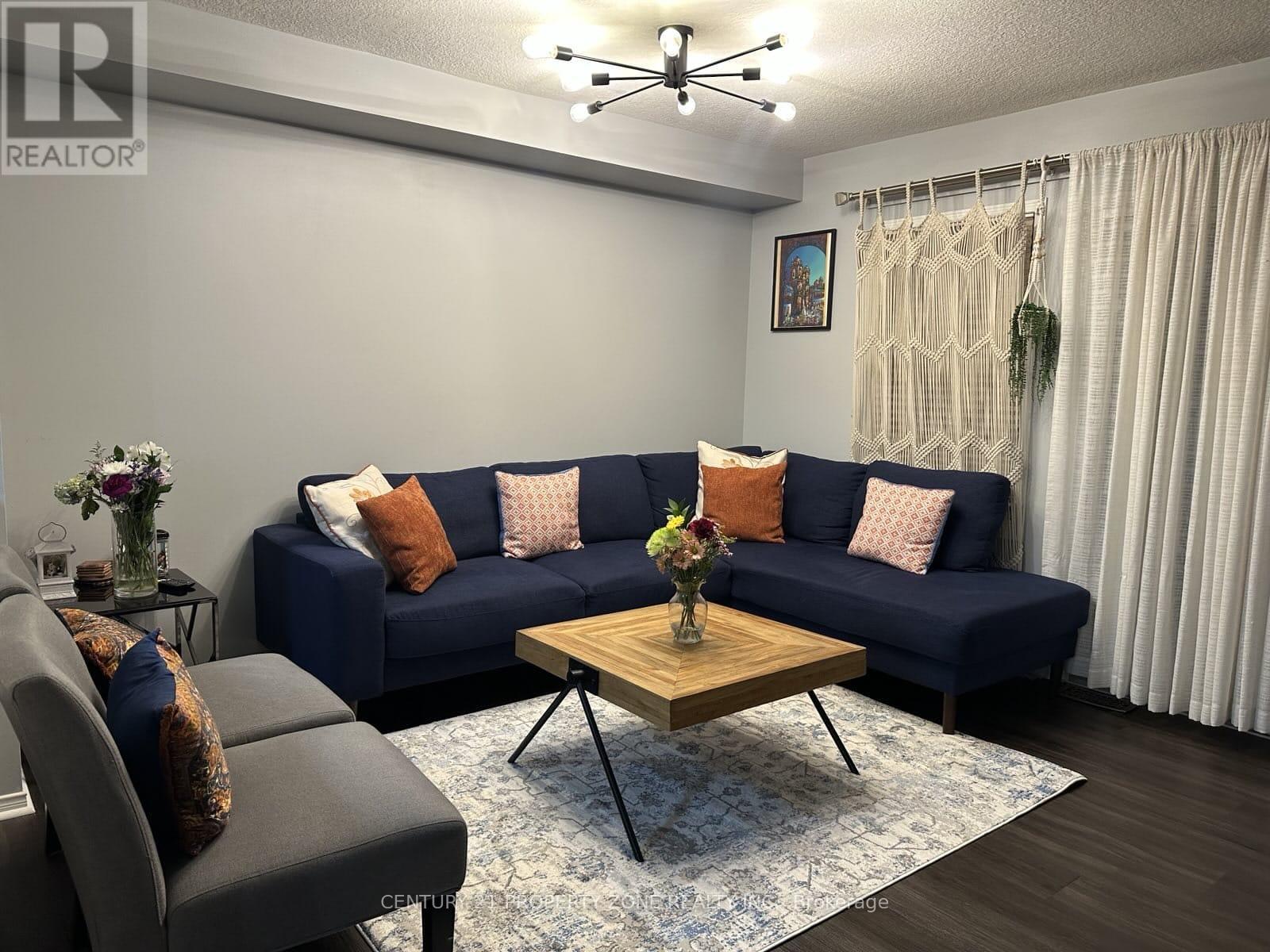 30 Brookfield Crescent, Kitchener, Ontario  N2E 0A7 - Photo 10 - X12637744