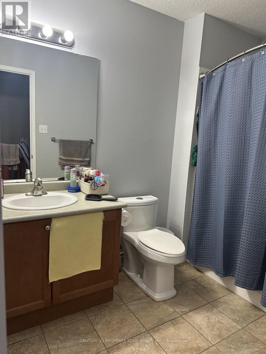 30 Brookfield Crescent, Kitchener, Ontario  N2E 0A7 - Photo 15 - X12637744