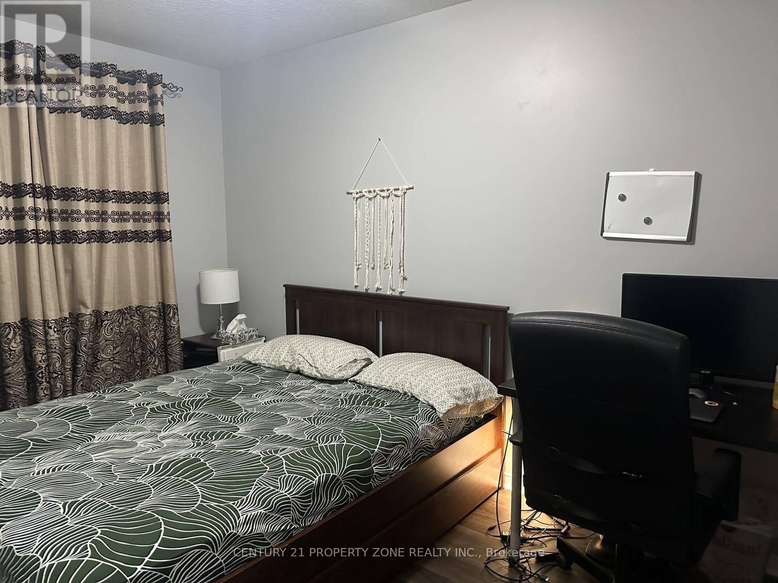 30 Brookfield Crescent, Kitchener, Ontario  N2E 0A7 - Photo 17 - X12637744