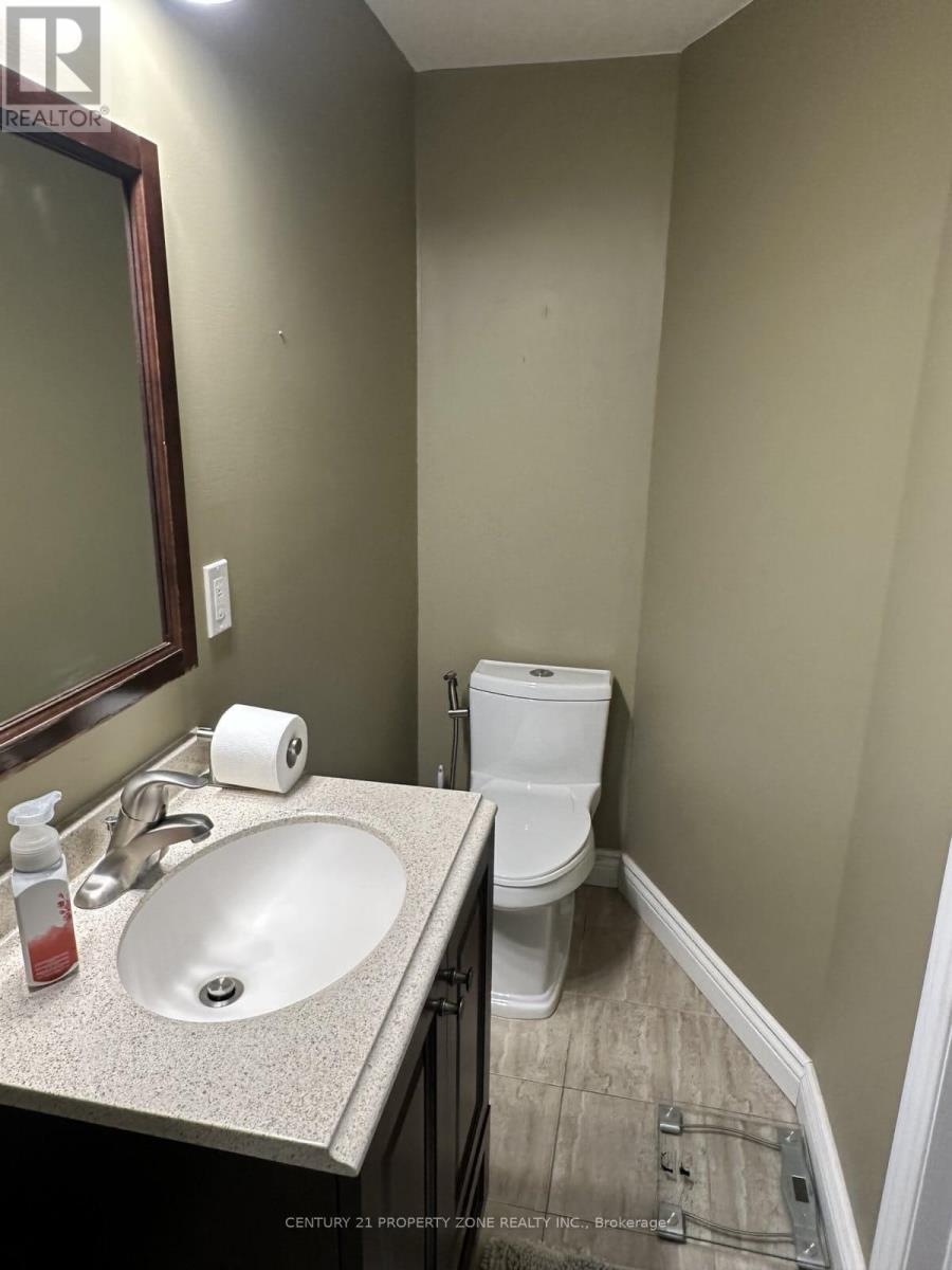 30 Brookfield Crescent, Kitchener, Ontario  N2E 0A7 - Photo 20 - X12637744