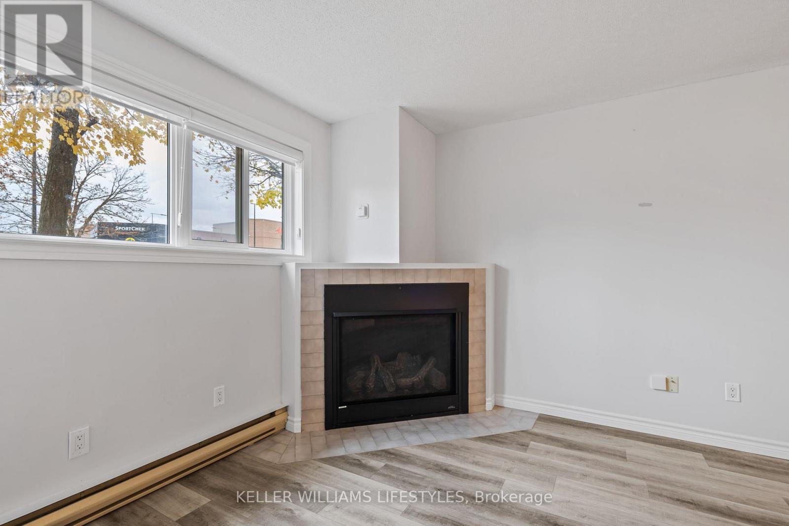 105 - 15 Jacksway Crescent, London North, Ontario  N5X 3T8 - Photo 21 - X12637768