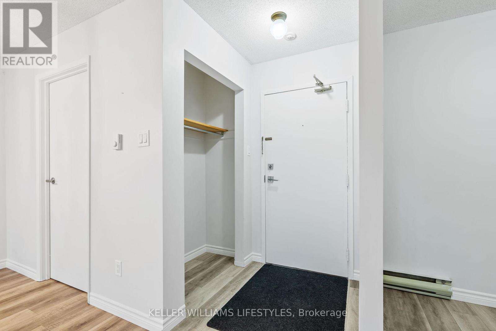 105 - 15 Jacksway Crescent, London North, Ontario  N5X 3T8 - Photo 7 - X12637768