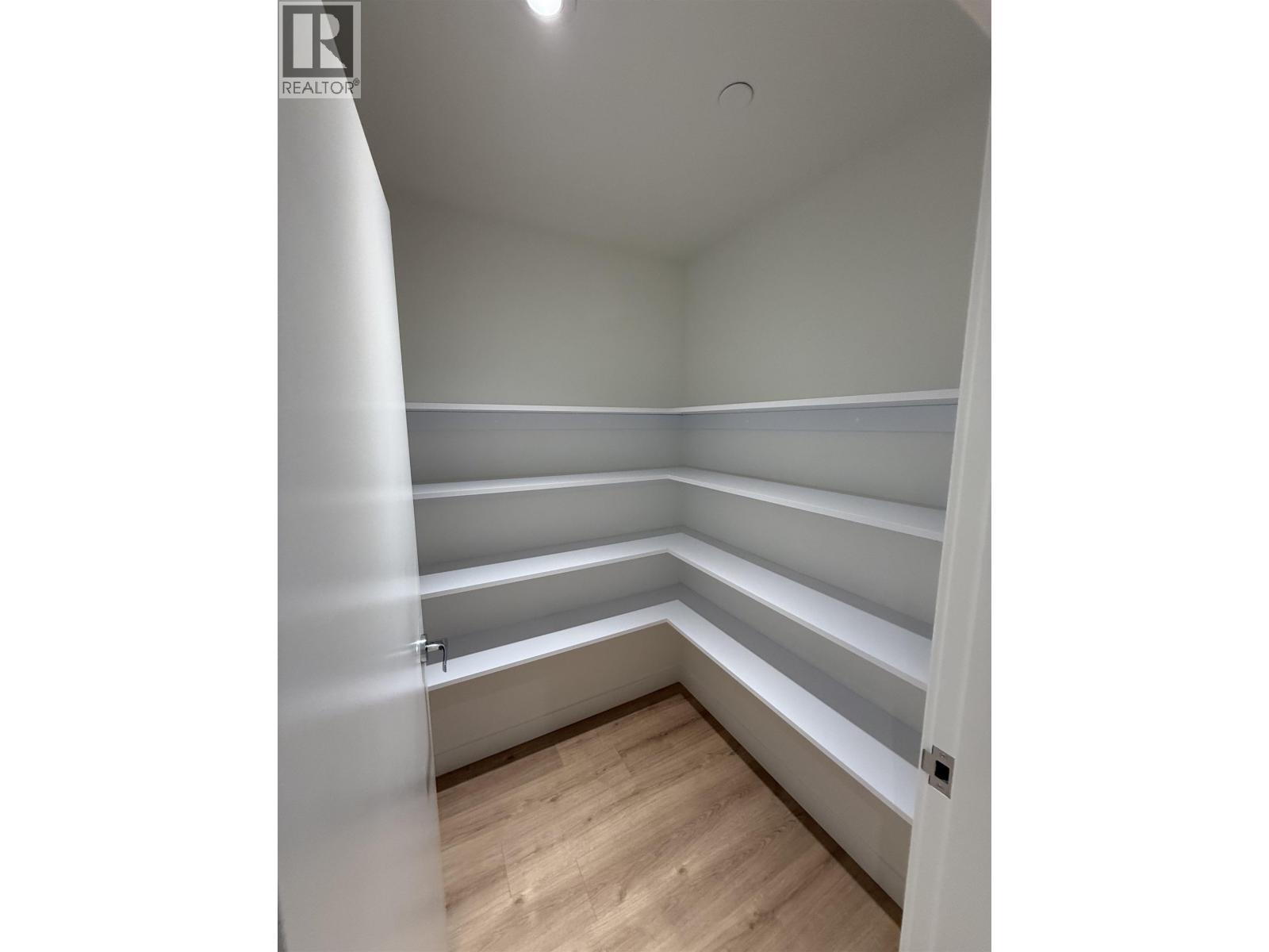 117 755 Harbourside Drive, North Vancouver, British Columbia  V7P 0G1 - Photo 12 - R3074246