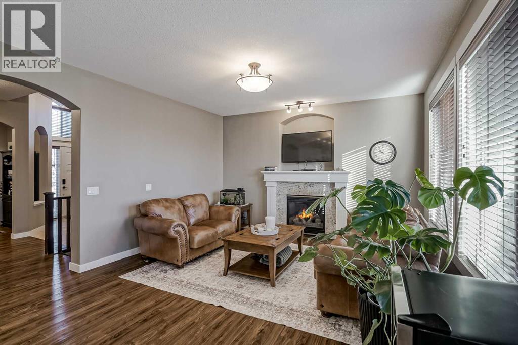 60 Sheep River Heights, Okotoks, Alberta T1S 2A1 - Photo 6 - A2266508