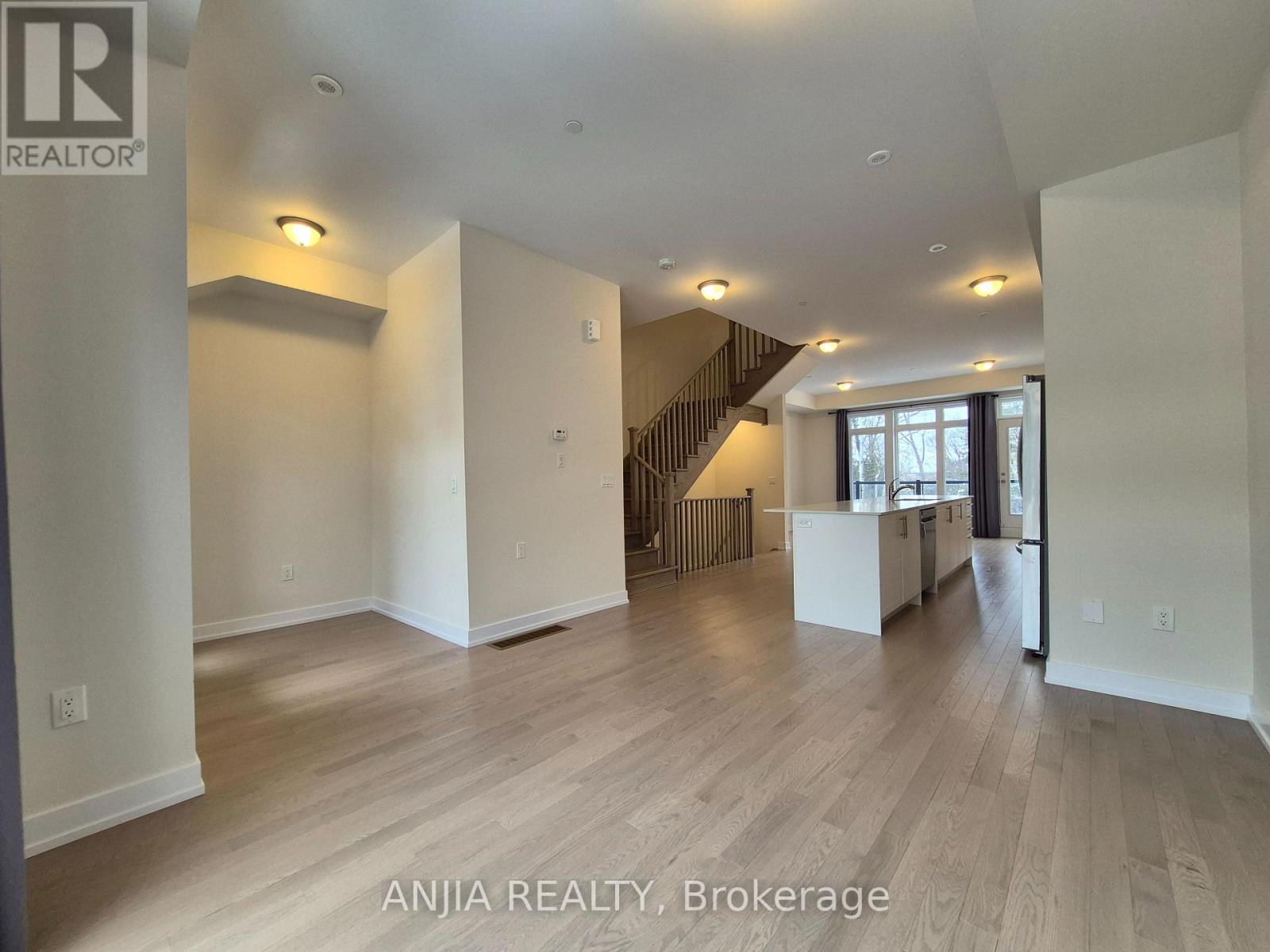 104 Credit Lane, Richmond Hill, Ontario  L4E 1G9 - Photo 22 - N12585528