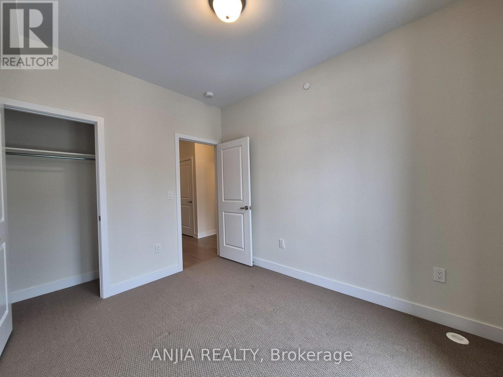 104 Credit Lane, Richmond Hill, Ontario  L4E 1G9 - Photo 33 - N12585528