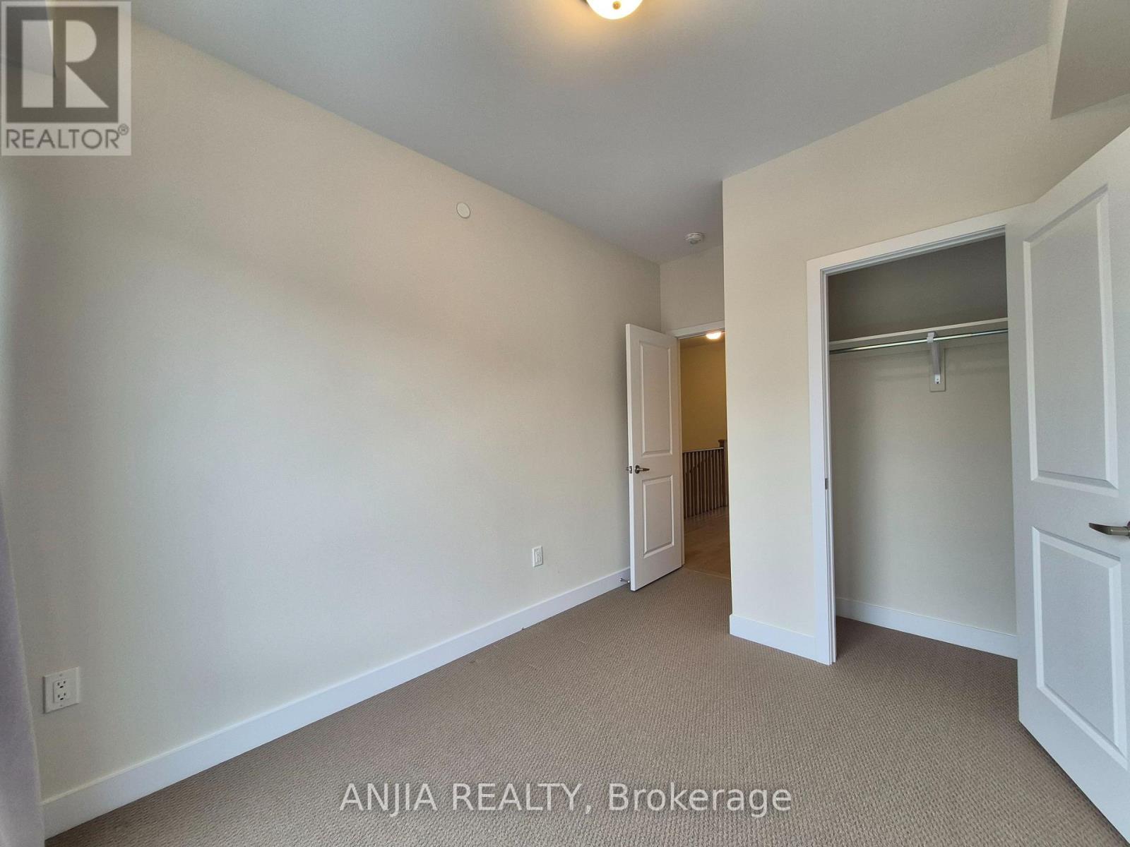 104 Credit Lane, Richmond Hill, Ontario  L4E 1G9 - Photo 37 - N12585528