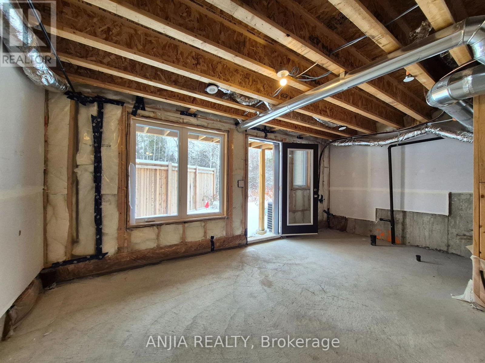 104 Credit Lane, Richmond Hill, Ontario  L4E 1G9 - Photo 39 - N12585528