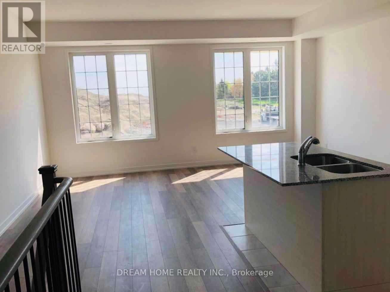 7 Heswall Lane, Newmarket (Glenway Estates), Ontario  L3Y 0E1 - Photo 9 - N12615160