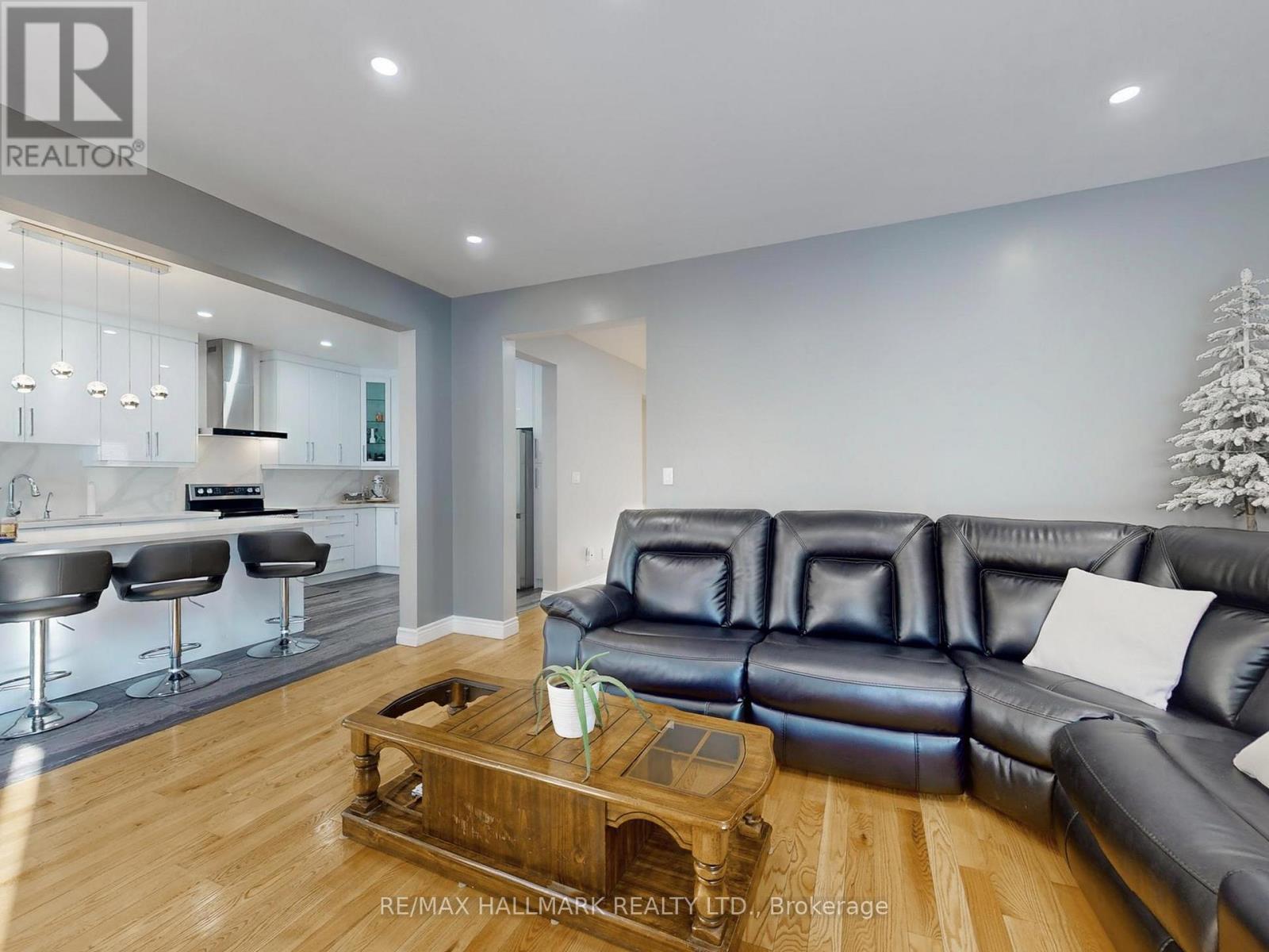 84 Diana Drive, Orillia, Ontario  L3V 0E2 - Photo 5 - S12637772