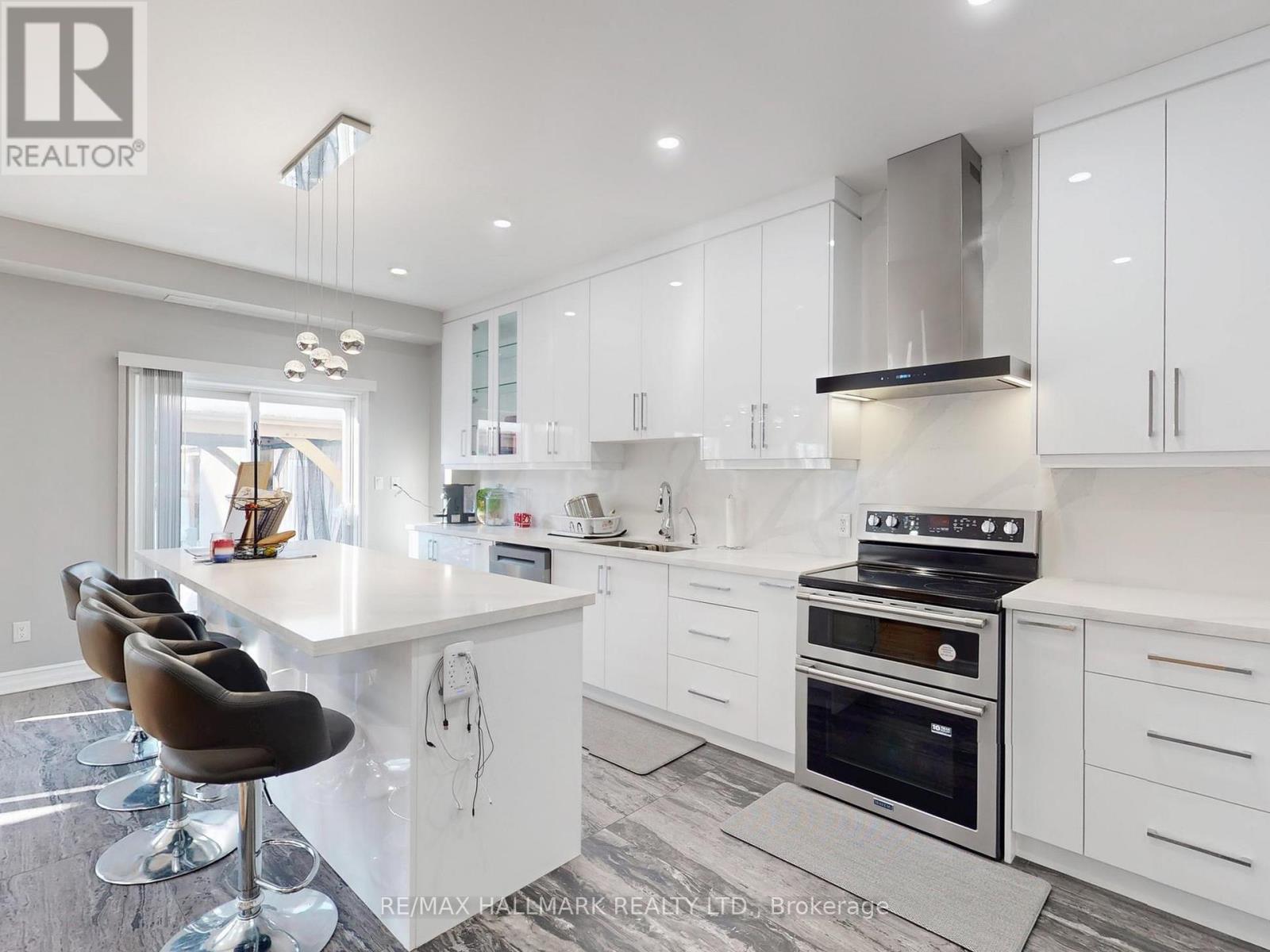 84 Diana Drive, Orillia, Ontario  L3V 0E2 - Photo 9 - S12637772