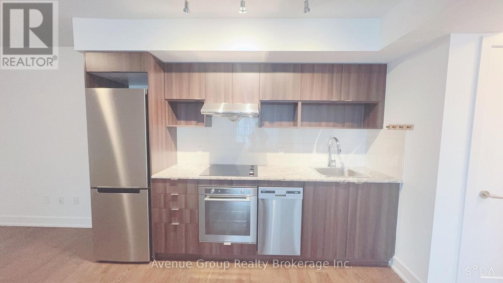 1106 - 7 Mabelle Avenue, Toronto, Ontario  M9A 0C9 - Photo 5 - W12637766