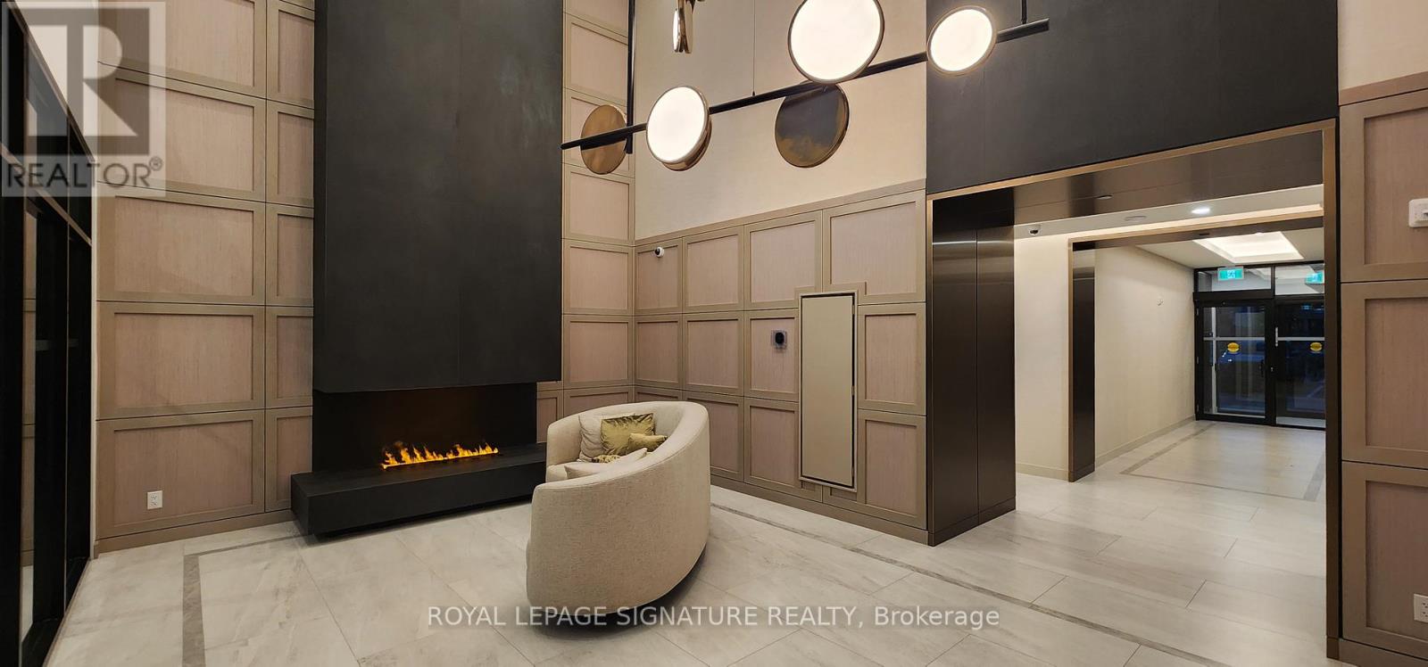 404 - 3285 Carding Mill Trail, Oakville, Ontario  L6M 5P7 - Photo 2 - W12637574