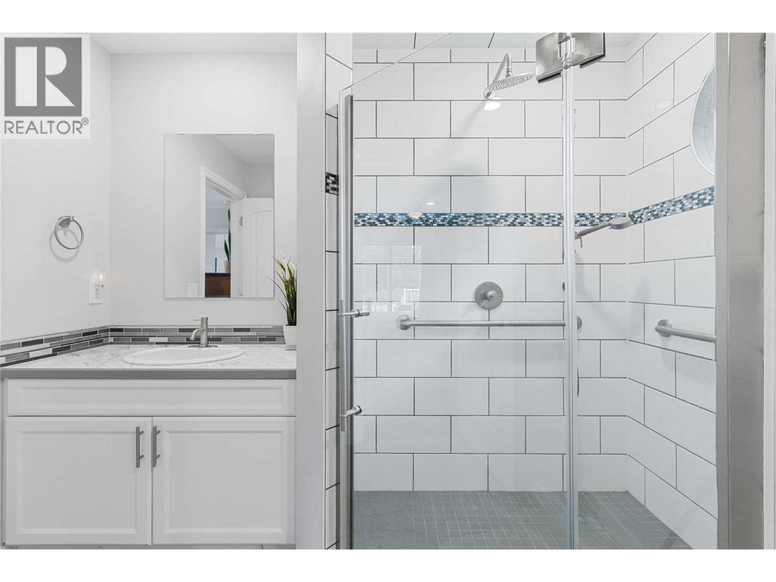 421 Hillier Road, Sicamous, British Columbia  V0E 2V0 - Photo 15 - 10369817