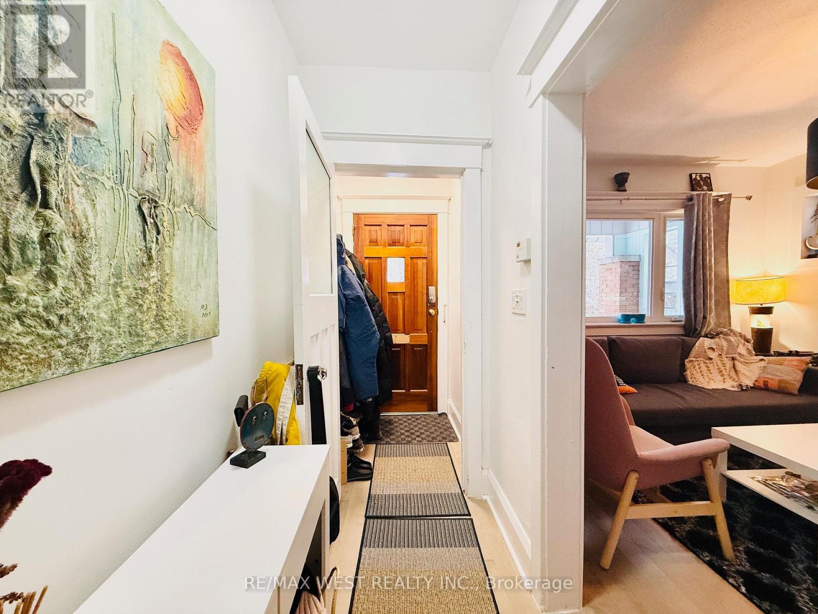 Main & 2nd - 15 Keystone Avenue, Toronto, Ontario  M4C 1G9 - Photo 4 - E12637778