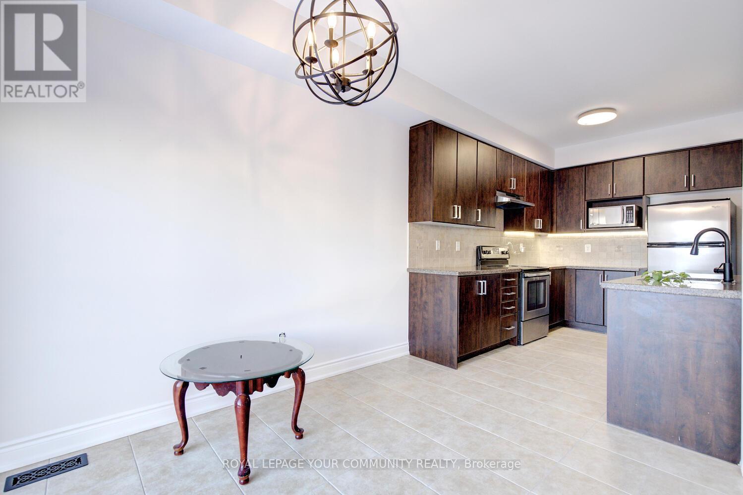 110 Chayna Crescent, Vaughan (Patterson), Ontario  L6A 0N1 - Photo 11 - N12637780