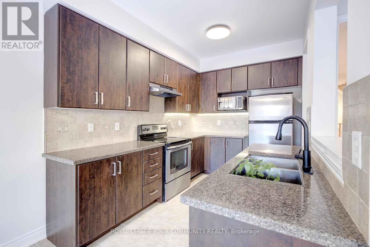 110 Chayna Crescent, Vaughan (Patterson), Ontario  L6A 0N1 - Photo 13 - N12637780