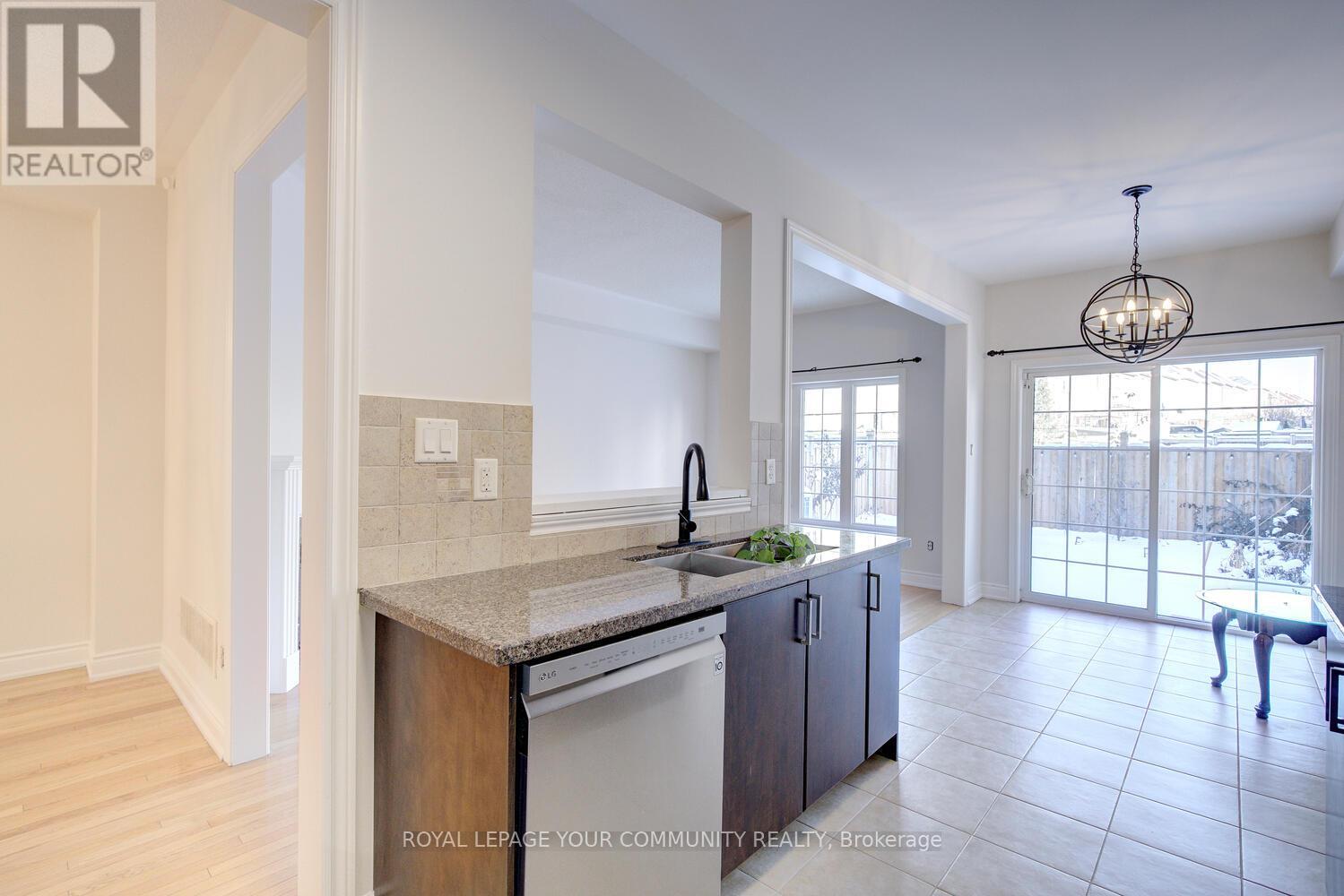 110 Chayna Crescent, Vaughan (Patterson), Ontario  L6A 0N1 - Photo 16 - N12637780