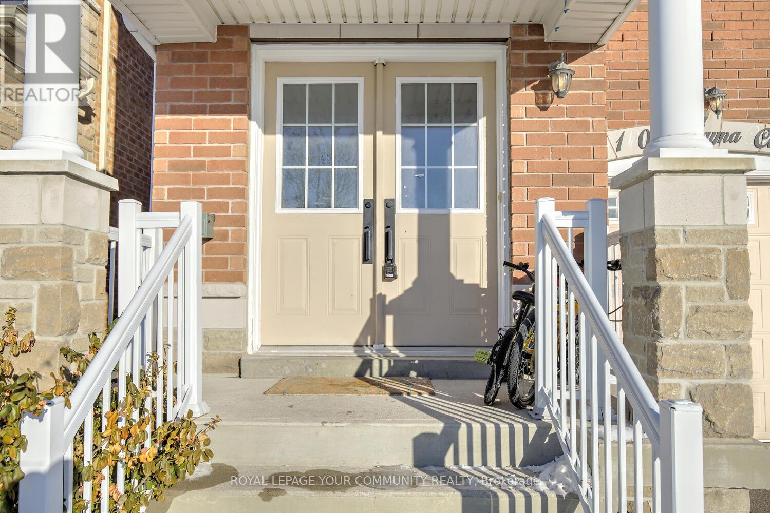 110 Chayna Crescent, Vaughan (Patterson), Ontario  L6A 0N1 - Photo 2 - N12637780