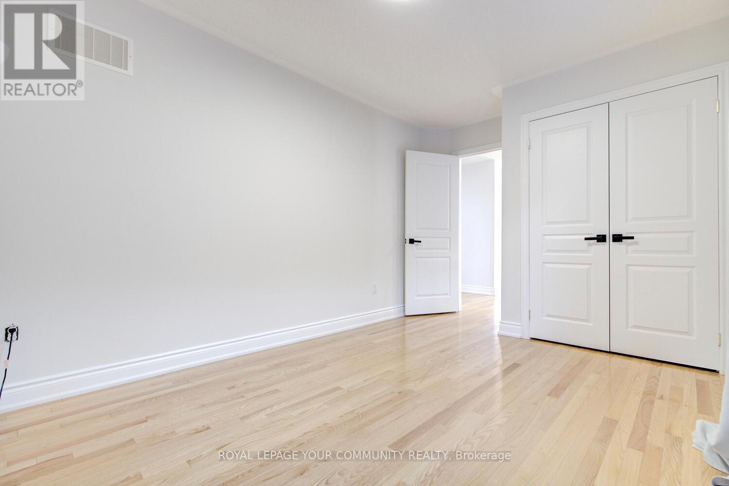 110 Chayna Crescent, Vaughan (Patterson), Ontario  L6A 0N1 - Photo 32 - N12637780