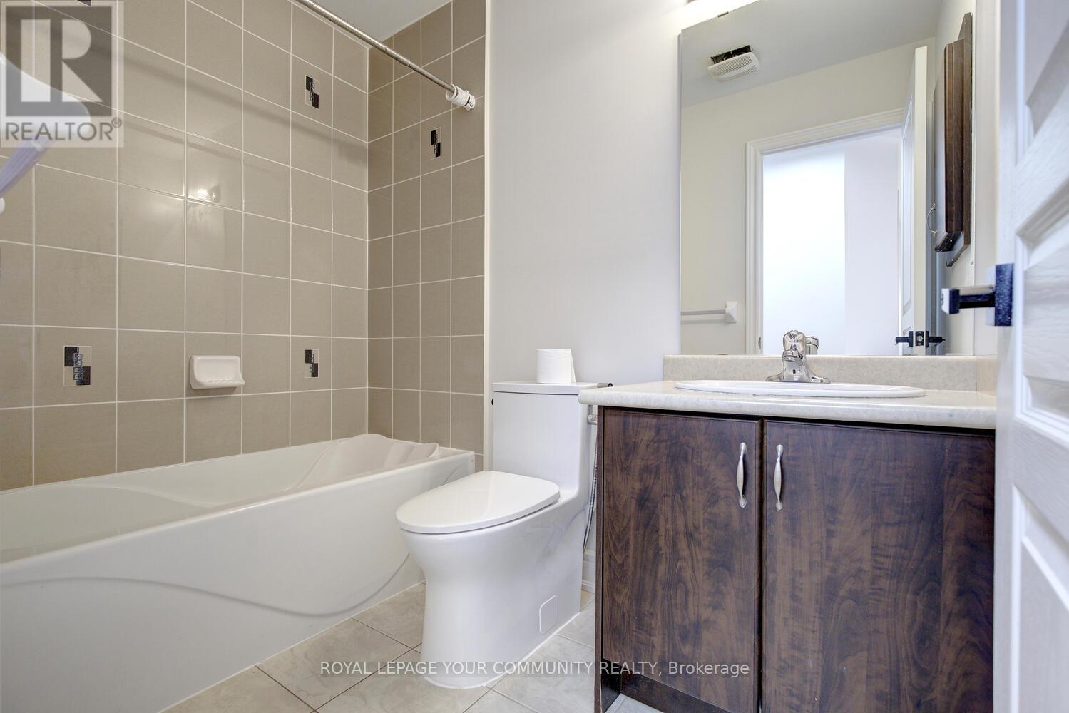 110 Chayna Crescent, Vaughan (Patterson), Ontario  L6A 0N1 - Photo 33 - N12637780