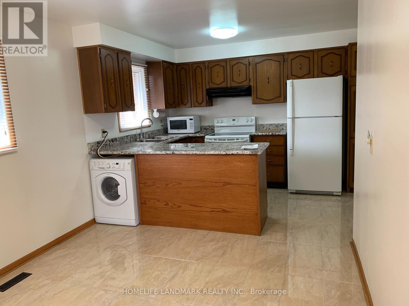 Upper - 96 Bay Hill Drive E, Vaughan (Glen Shields), Ontario  L4K 1G9 - Photo 5 - N12637782