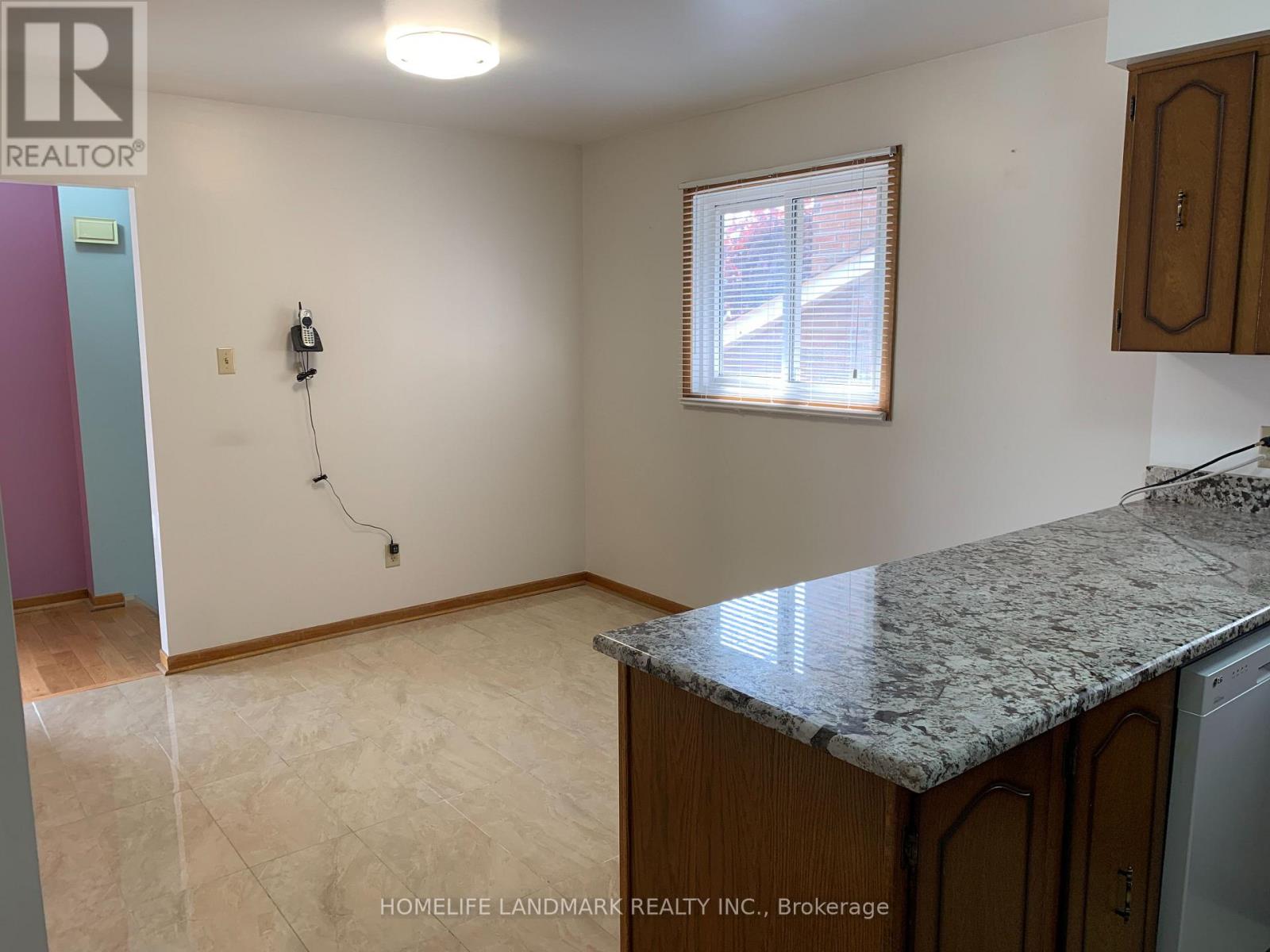 Upper - 96 Bay Hill Drive E, Vaughan (Glen Shields), Ontario  L4K 1G9 - Photo 6 - N12637782